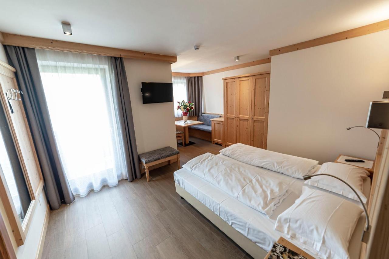 Hotel Garni Paradisi - Wellness & Spa Mezzano Eksteriør bilde