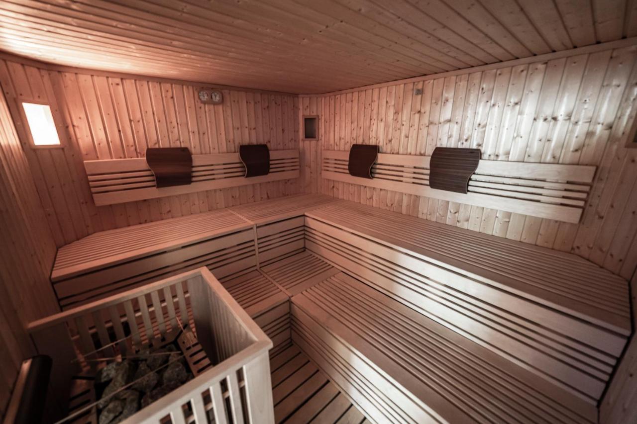 Hotel Garni Paradisi - Wellness & Spa Mezzano Eksteriør bilde