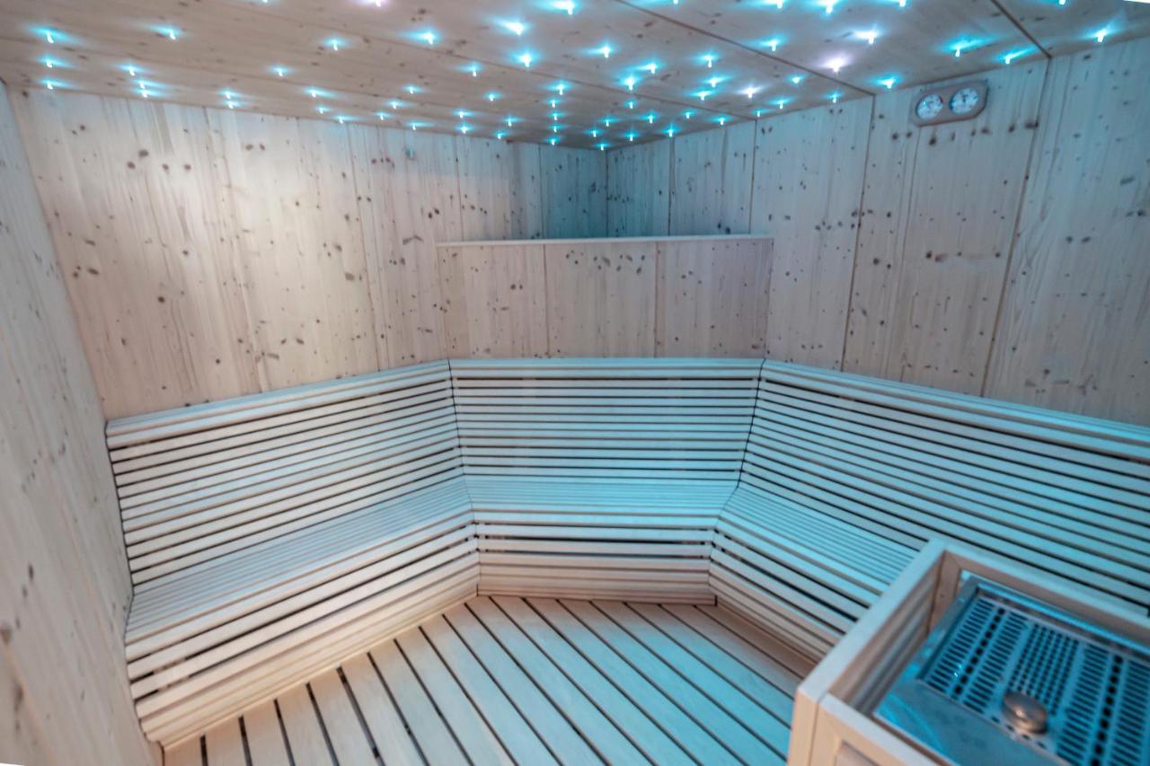 Hotel Garni Paradisi - Wellness & Spa Mezzano Eksteriør bilde