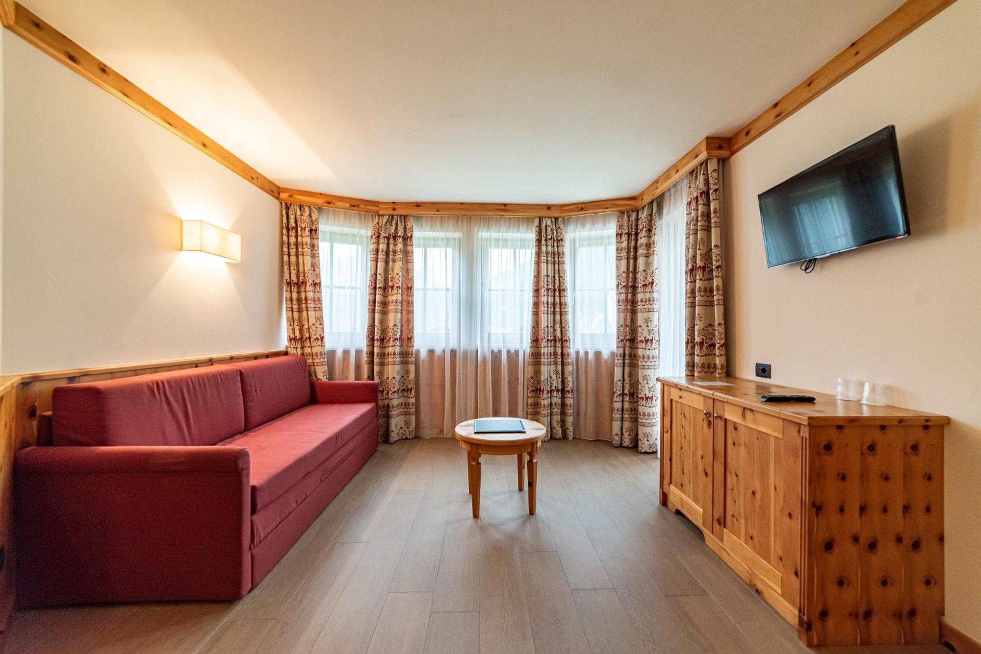 Hotel Garni Paradisi - Wellness & Spa Mezzano Eksteriør bilde
