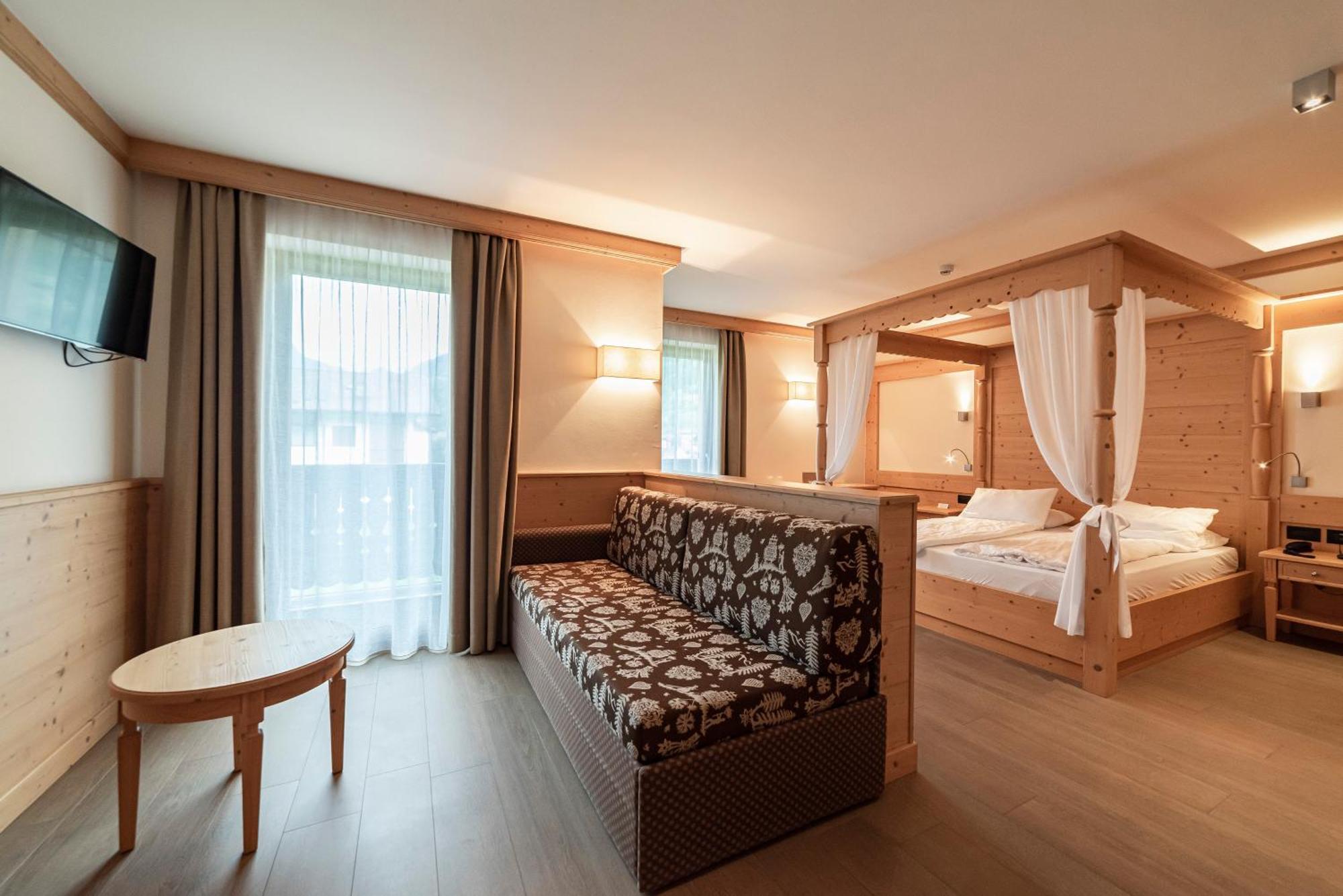 Hotel Garni Paradisi - Wellness & Spa Mezzano Eksteriør bilde
