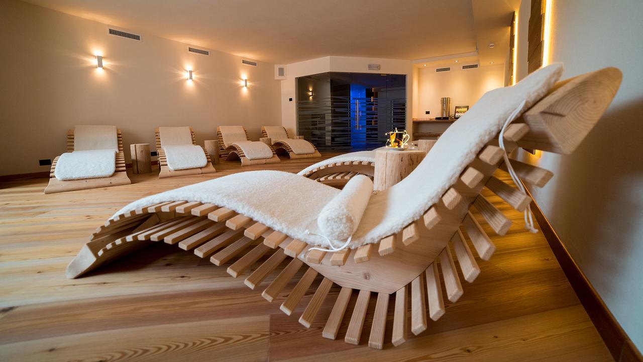 Hotel Garni Paradisi - Wellness & Spa Mezzano Eksteriør bilde